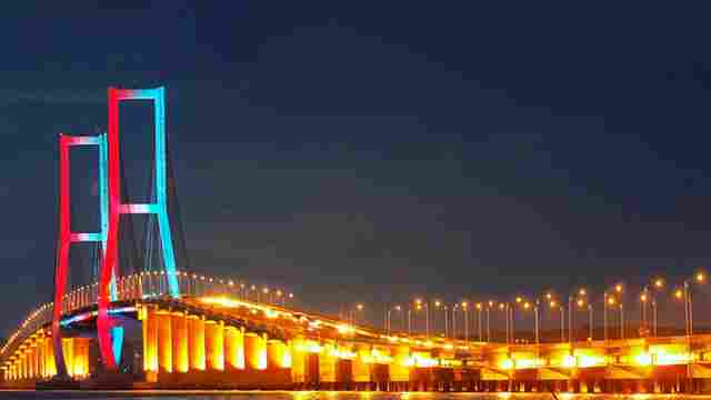 jembatan-suramadu-surabaya