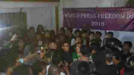 pembubaran-acara-peringatan-hari-kebebasan-pers-internasional-di-aji-yogya