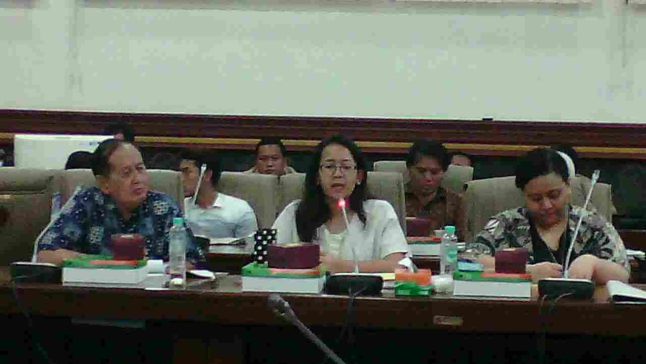 hearing-putri-sultan-tria