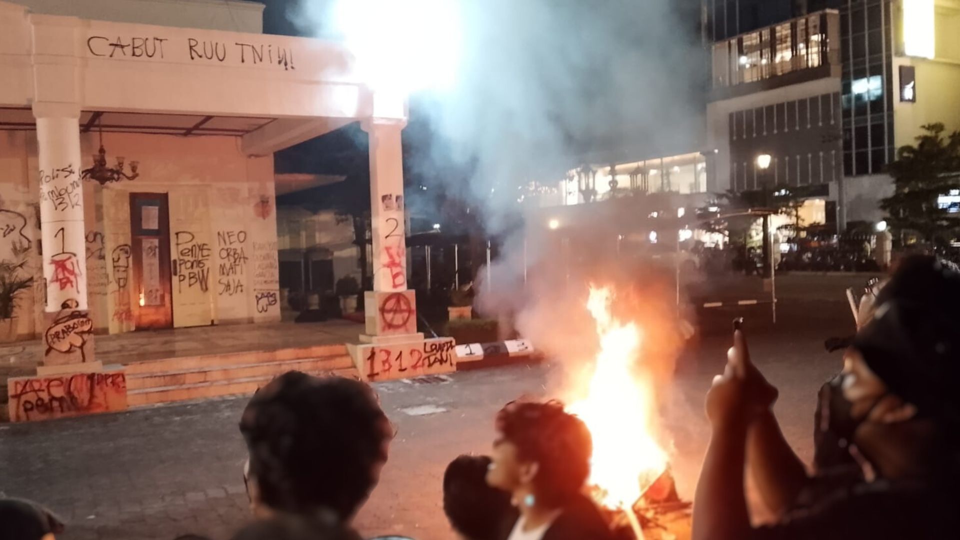 Desain tanpa judul - 2025-03-20T223500.213