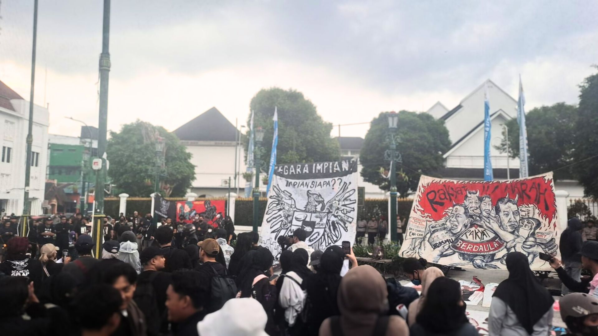 Desain tanpa judul - 2025-03-27T190423.887