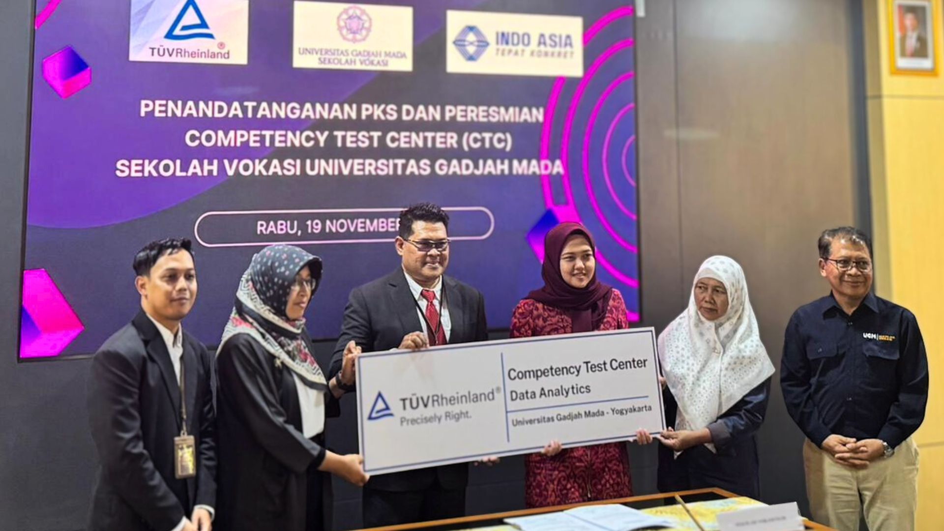 Desain tanpa judul - 2025-11-21T105941.340 UGM