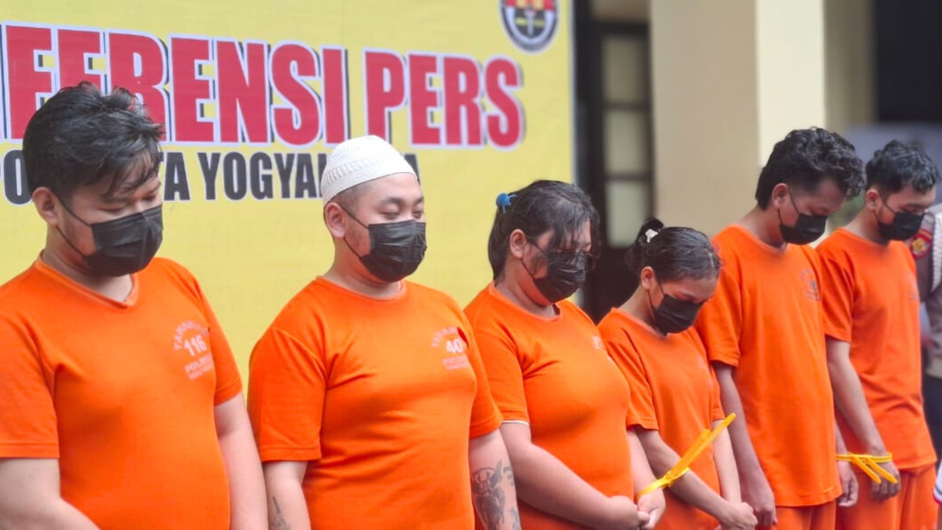 Desain tanpa judul - 2026-01-07T143837.577 love scamming