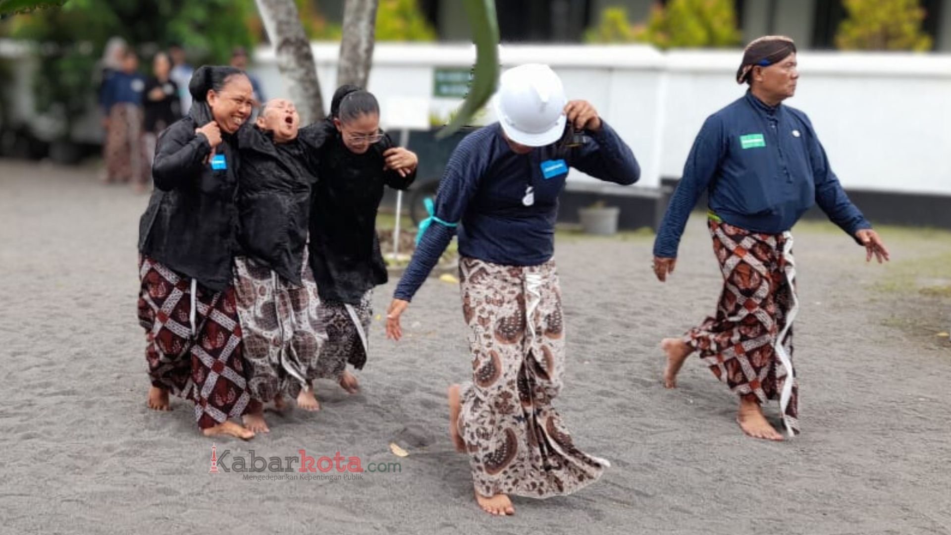 Abdi Dalem Keraton Yogyakarta